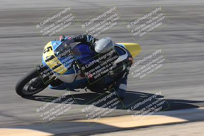 media/Oct-13-2025-Moto Forza (Mon) [[a66d839500]]/3-B Group/Session 2 (Bowl)/